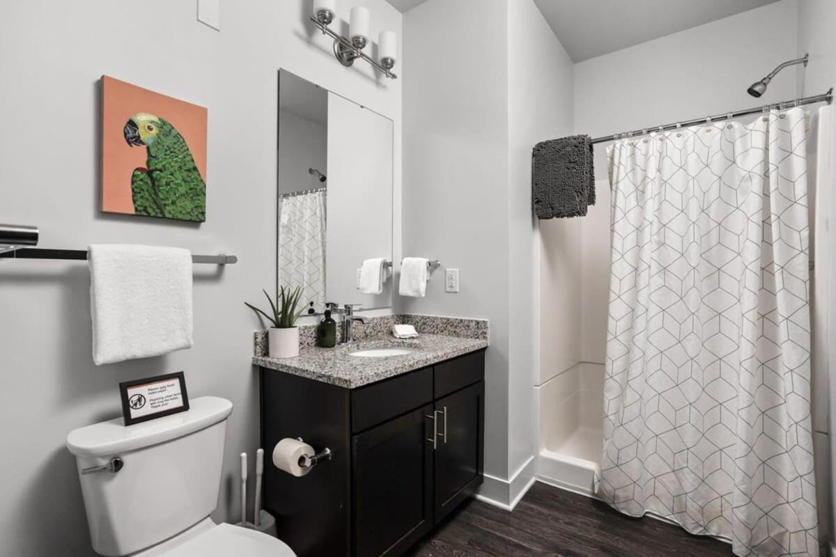 Cozysuites Spacious 2Br Next To Whole Foods インディアナポリス エクステリア 写真